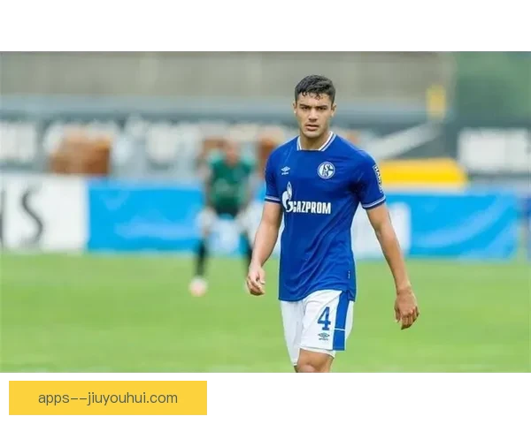 奥格斯堡连胜狂飙历史性冲入德甲前六黑马崛起震动赛季格局引爆关注