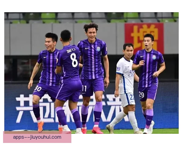 从联赛积分榜走势看球队竞争格局与赛季走向演变解析深度观察全景
